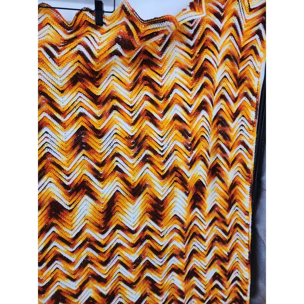 Vintage Handmade Crochet‎ Afghan Blanket Chevron Zig Zag Orange 44x84
